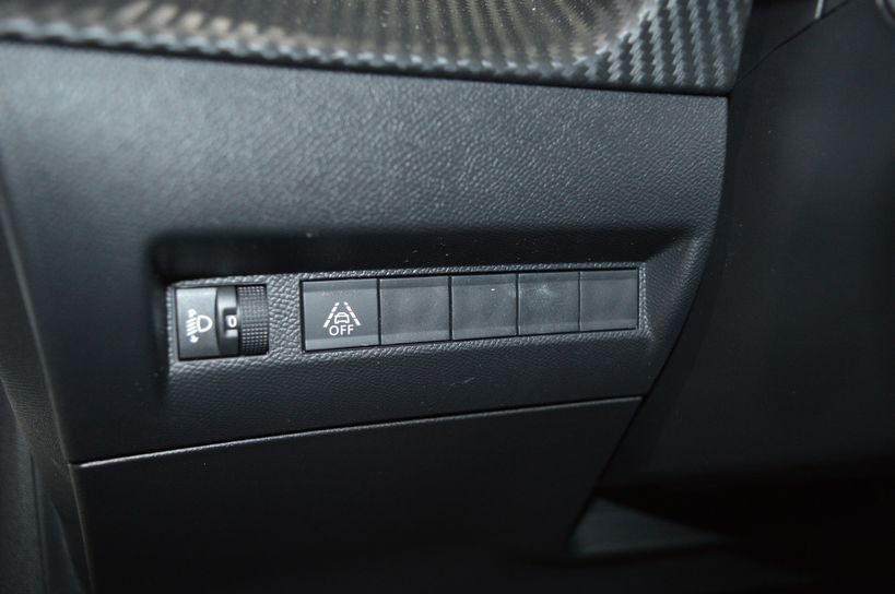 PEUGEOT 208 2022 - Photo n°28