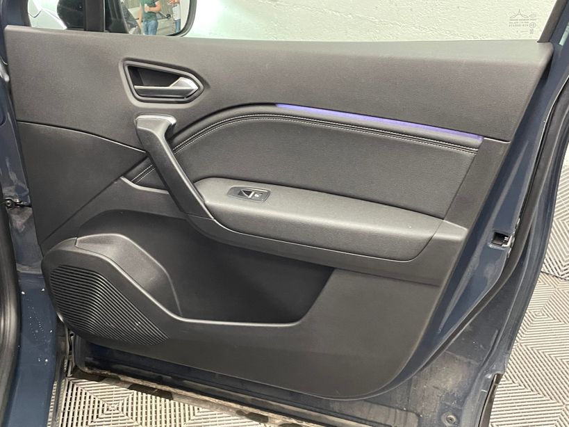 RENAULT CAPTUR 2023 - Photo n°31