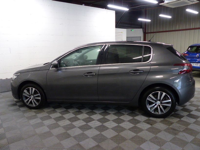 PEUGEOT 308 2019 - Photo n°15