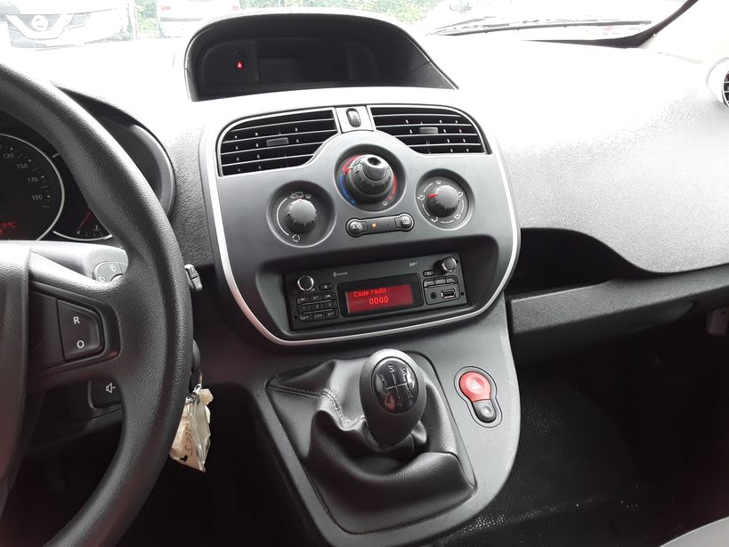RENAULT KANGOO EXPRESS 2015 - Photo n°9