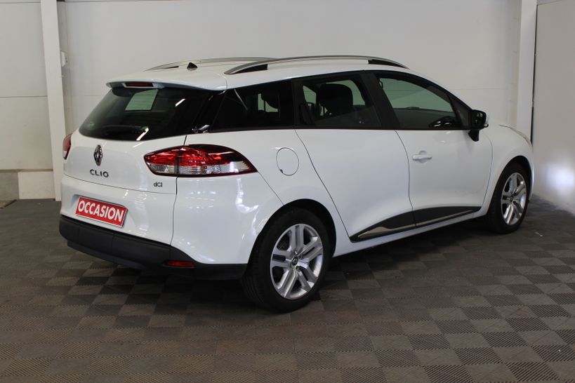 RENAULT CLIO IV ESTATE 2017 - Photo n°4
