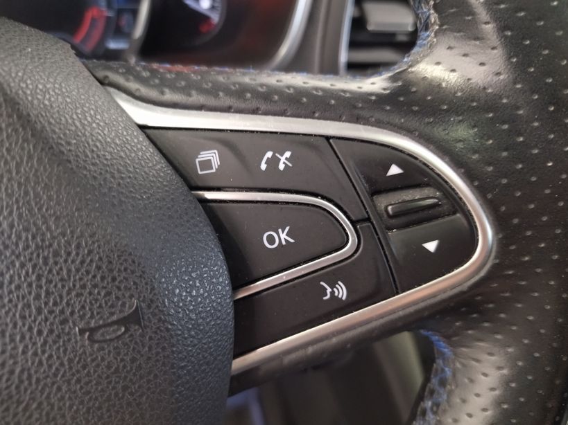 RENAULT MEGANE IV 2017 - Photo n°28