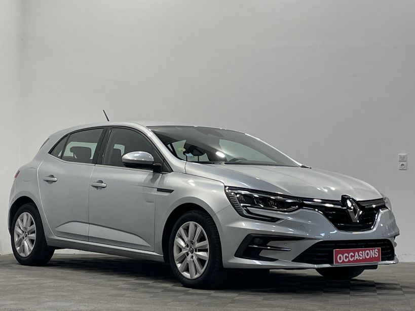 RENAULT MEGANE IV BERLINE 2021 - Photo n°2