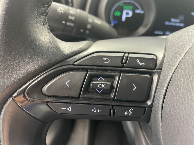 TOYOTA YARIS CROSS HYBRIDE 2023 - Photo n°12