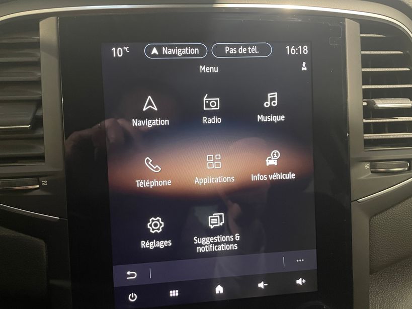 RENAULT MEGANE IV BERLINE 2022 - Photo n°20