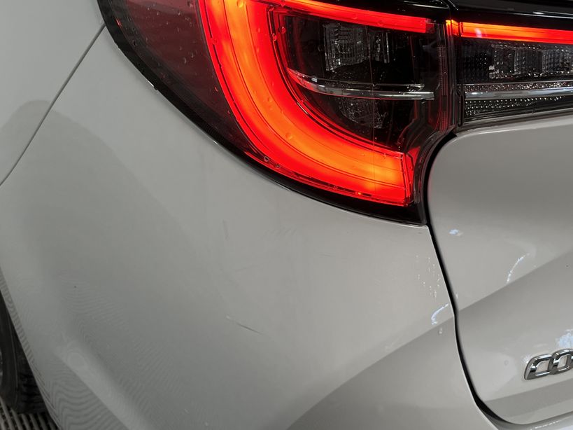 TOYOTA COROLLA TOURING SPORTS HYBRIDE MY22 2022 - Photo n°2