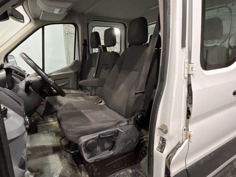 FORD TRANSIT CHASSIS DOUBLE CABINE 2019 - Photo n°9
