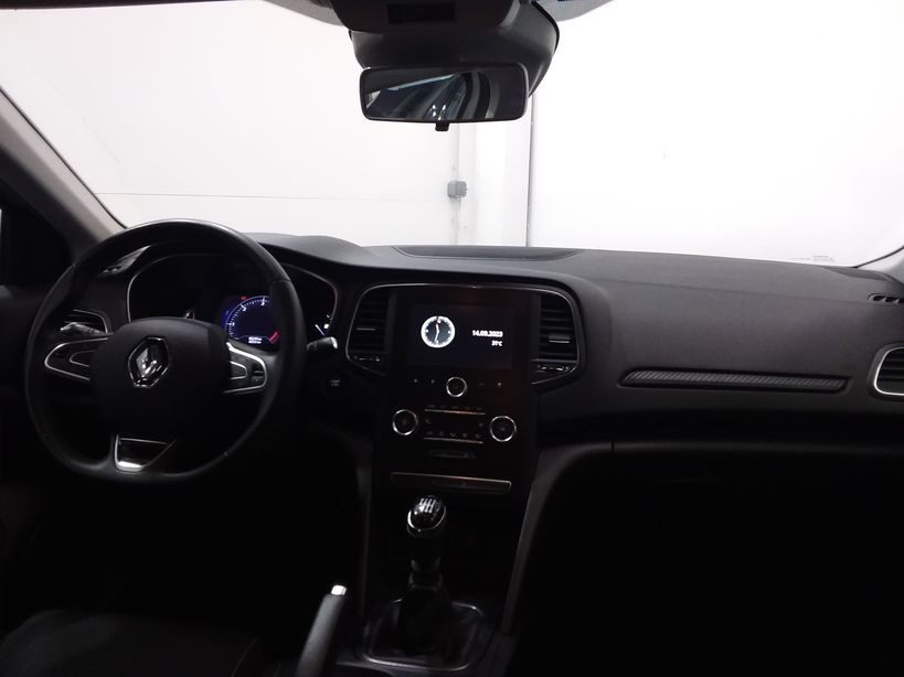 RENAULT MEGANE IV ESTATE BUSINESS 2019 - Photo n°10