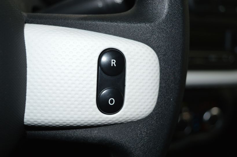 RENAULT TWINGO III 2015 - Photo n°25
