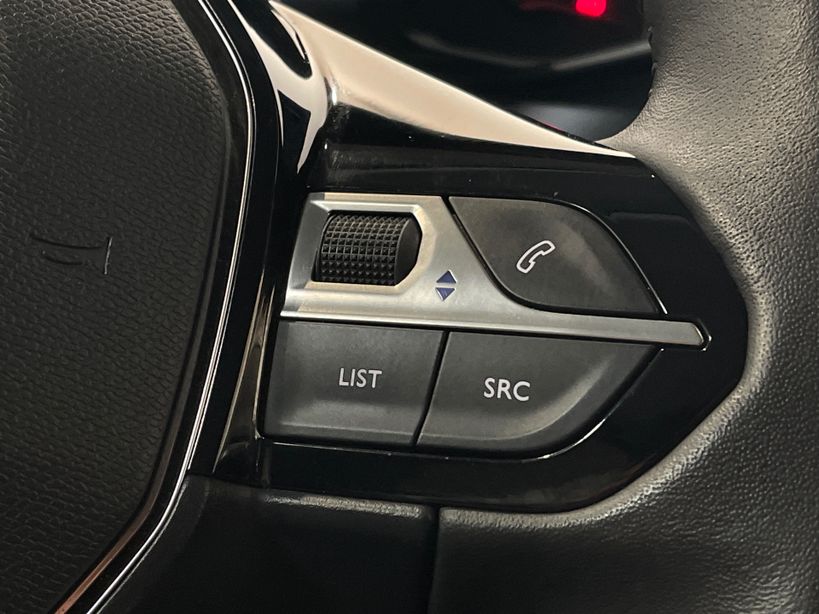 PEUGEOT 208 2023 - Photo n°27