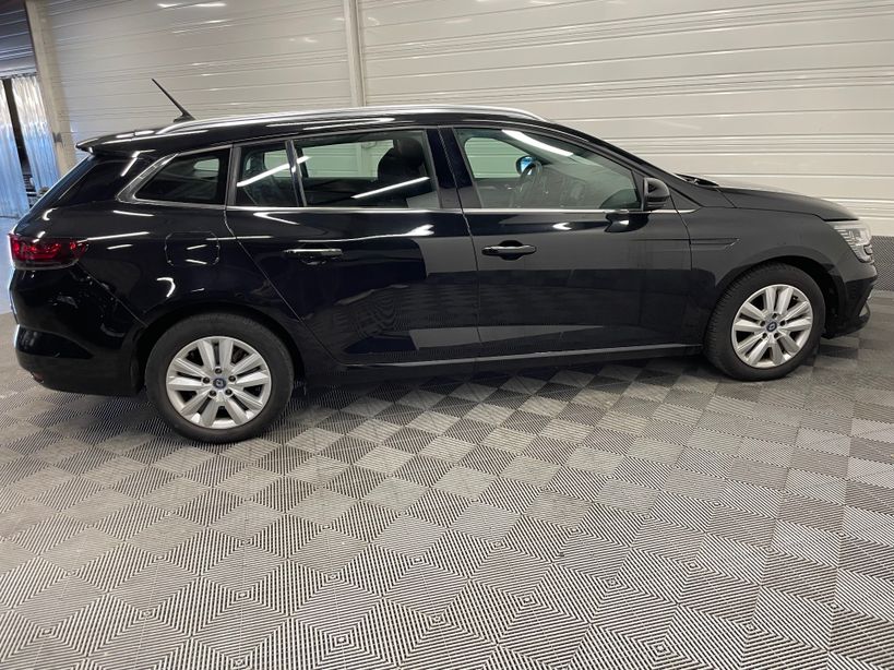 RENAULT MEGANE IV ESTATE 2021 - Photo n°5