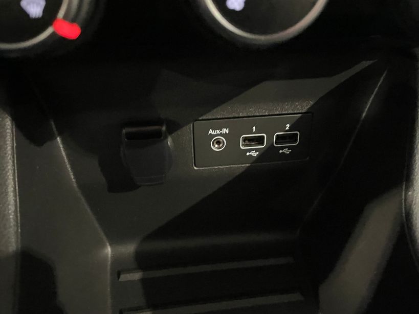 RENAULT CLIO V 2021 - Photo n°24