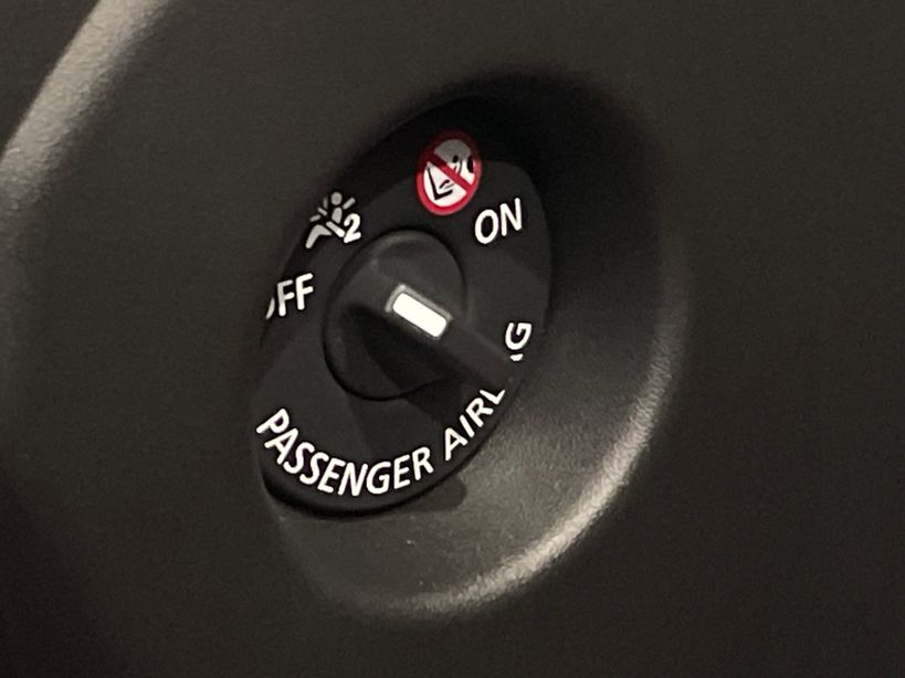 RENAULT MEGANE E TECH 2023 - Photo n°48