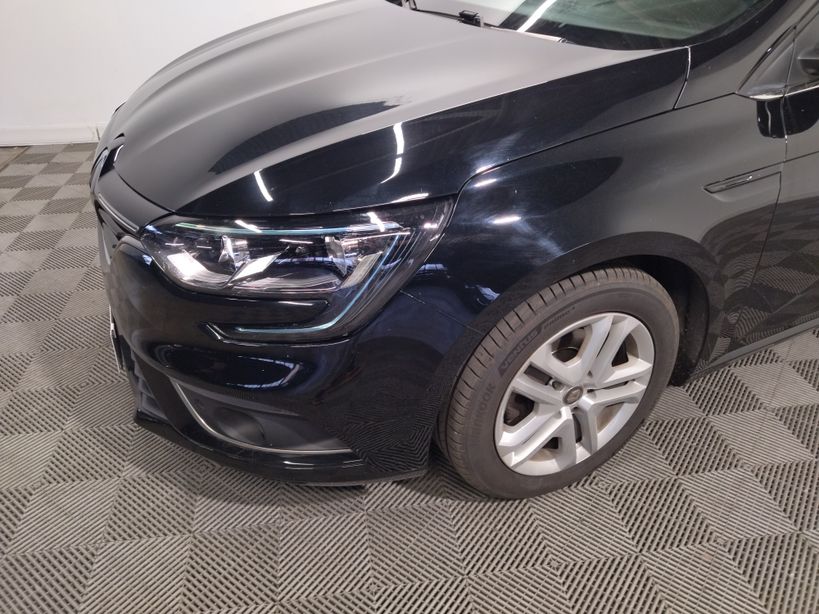 RENAULT MEGANE IV BERLINE BUSINESS 2020 - Photo n°3