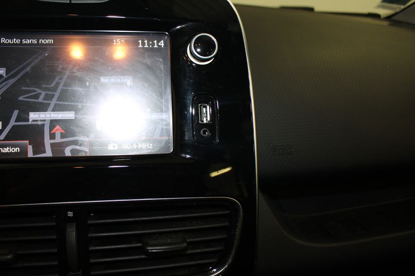 RENAULT CLIO IV BUSINESS 2018 - Photo n°23
