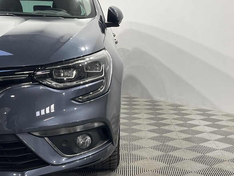 RENAULT MEGANE IV BERLINE BUSINESS 2020 - Photo n°7