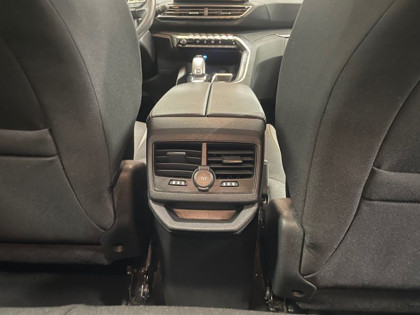 PEUGEOT 3008 2022 - Photo n°30