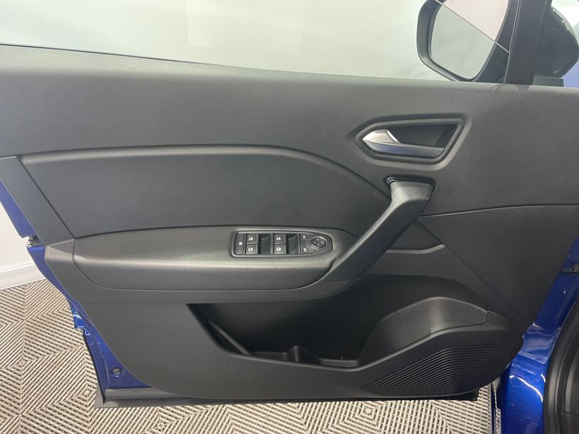 RENAULT CAPTUR 2022 - Photo n°28