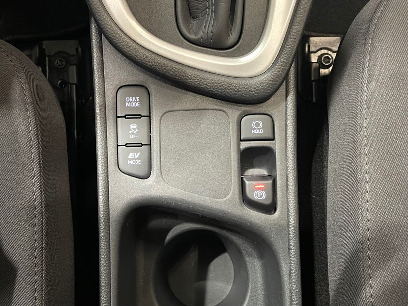 TOYOTA YARIS HYBRIDE 2025 - Photo n°18