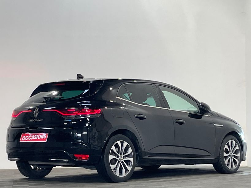 RENAULT MEGANE IV BERLINE 2021 - Photo n°3