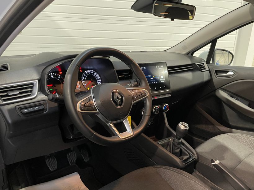 RENAULT CLIO V 2021 - Photo n°10