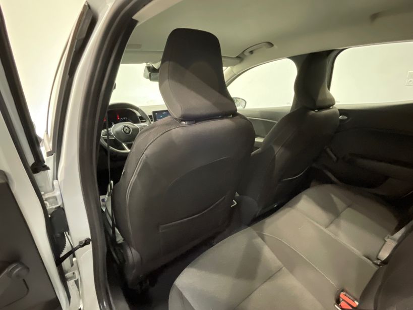 RENAULT CLIO V 2021 - Photo n°36