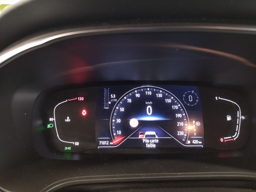 RENAULT MEGANE IV ESTATE 2021 - Photo n°27