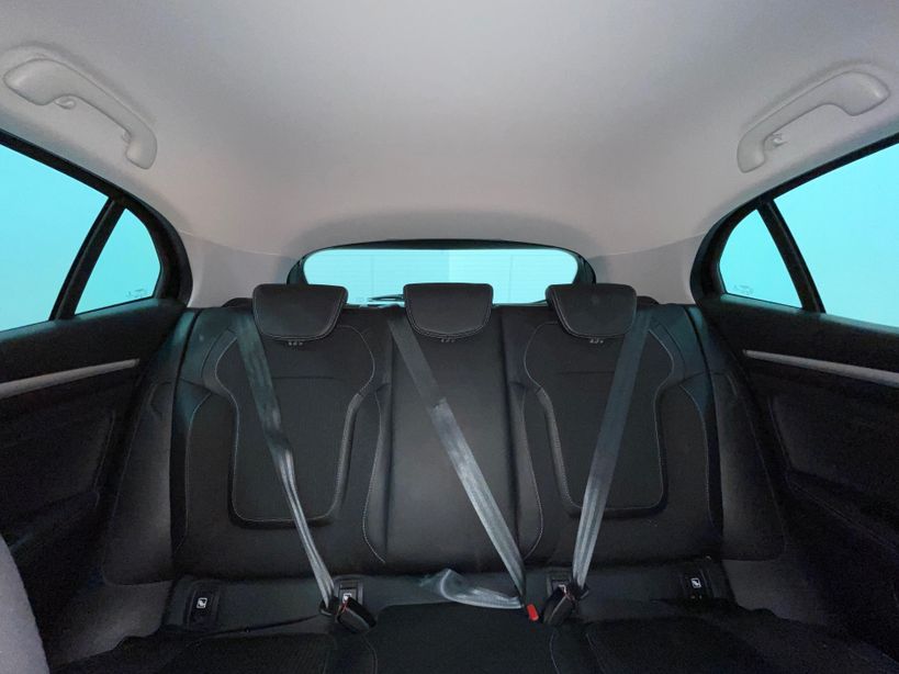 RENAULT MEGANE IV BERLINE 2022 - Photo n°42