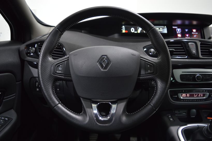 RENAULT GRAND SCENIC III 2016 - Photo n°7