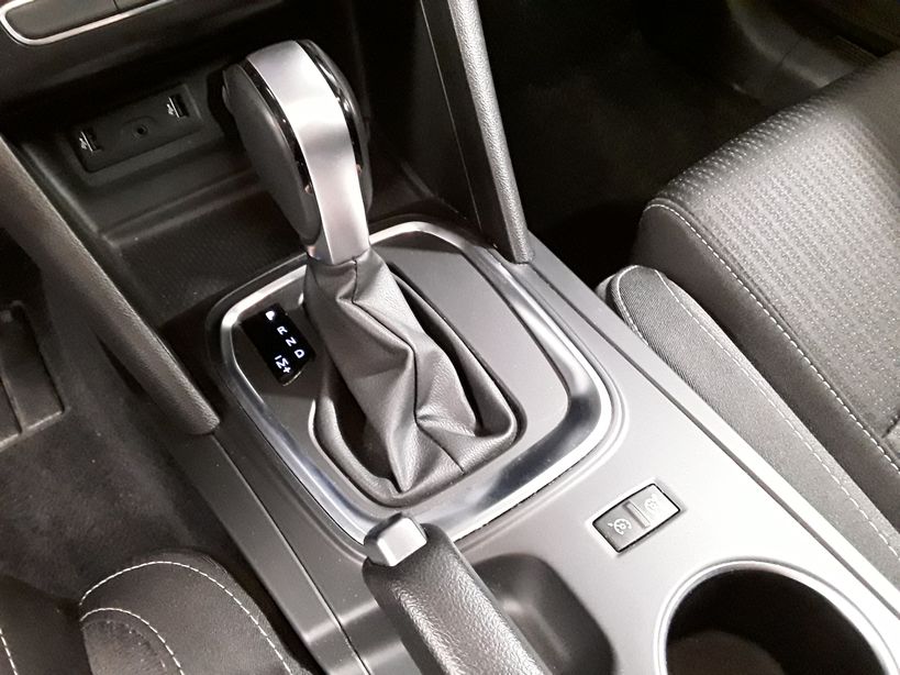 RENAULT MEGANE IV BERLINE BUSINESS 2020 - Photo n°14