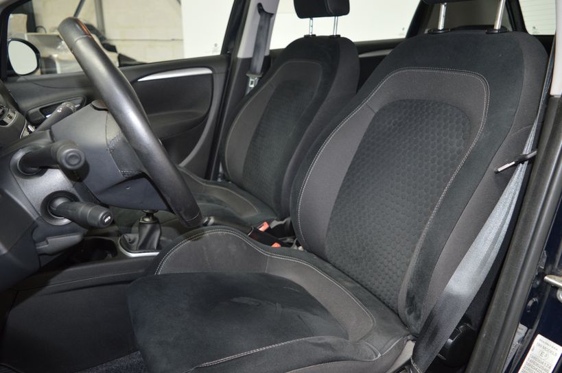 FIAT PUNTO 2017 - Photo n°30