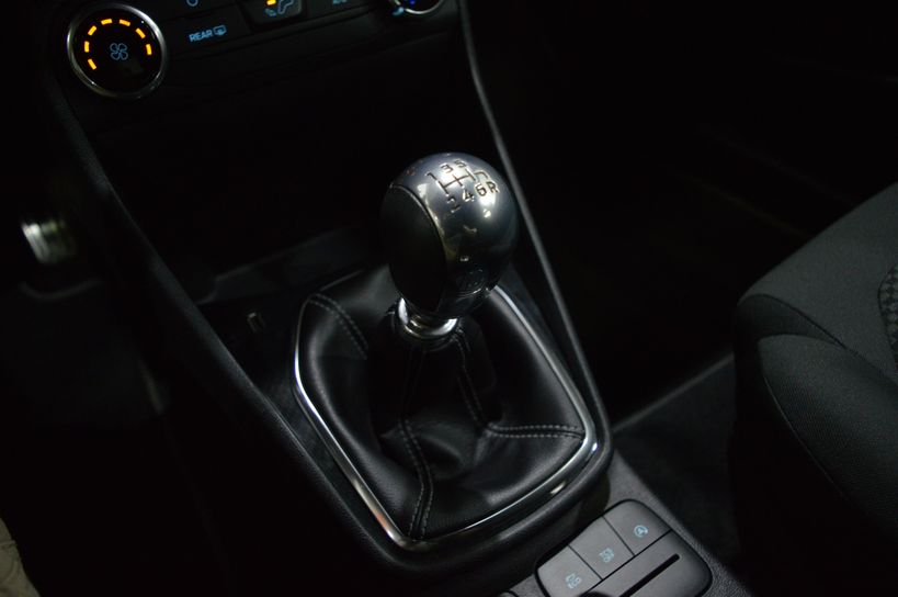 FORD FIESTA 2018 - Photo n°19