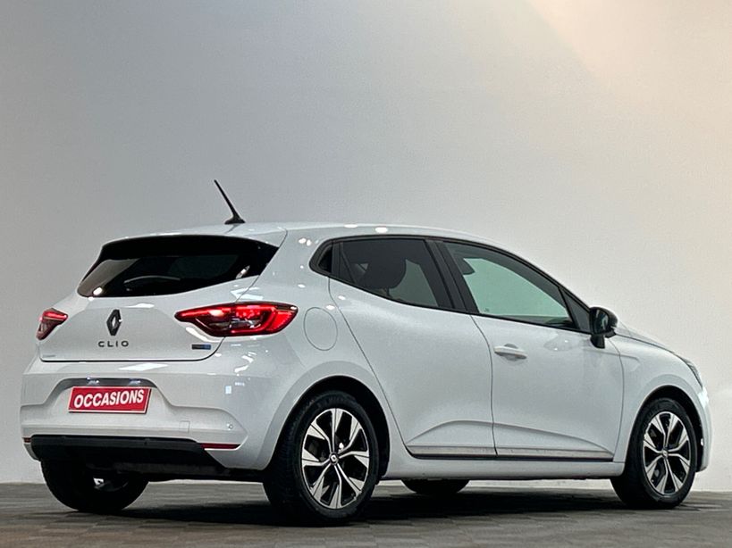 RENAULT CLIO V 2022 - Photo n°3