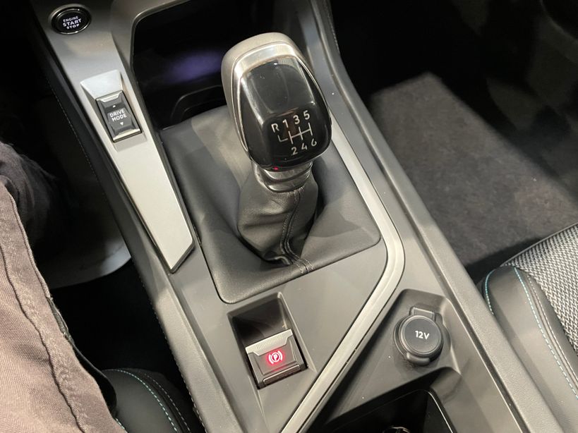 PEUGEOT 308 2023 - Photo n°28