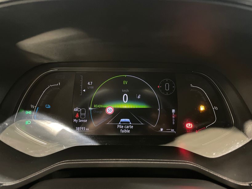 RENAULT CLIO V 2023 - Photo n°8