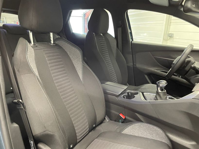 PEUGEOT 3008 2023 - Photo n°11