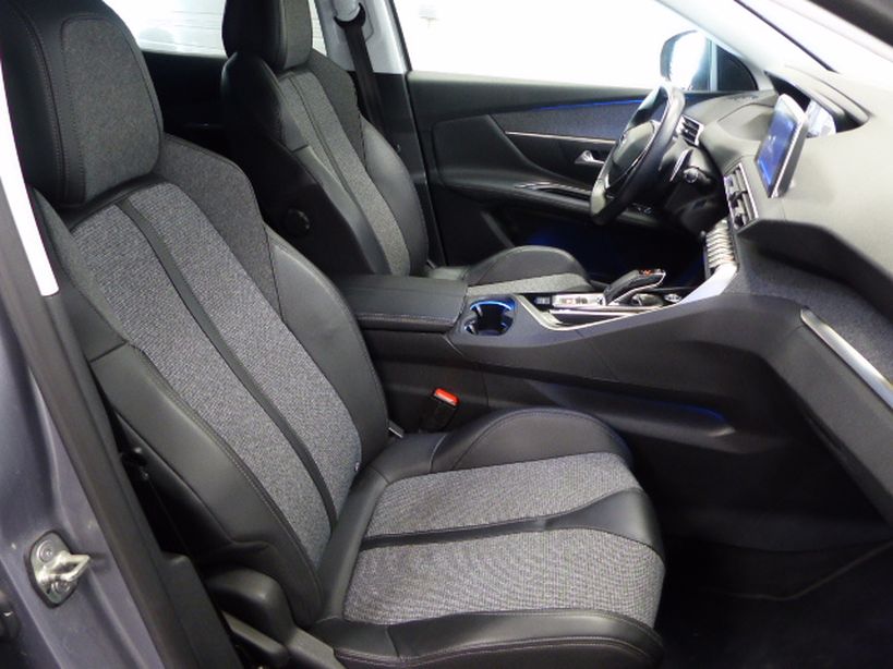 PEUGEOT 3008 2018 - Photo n°16