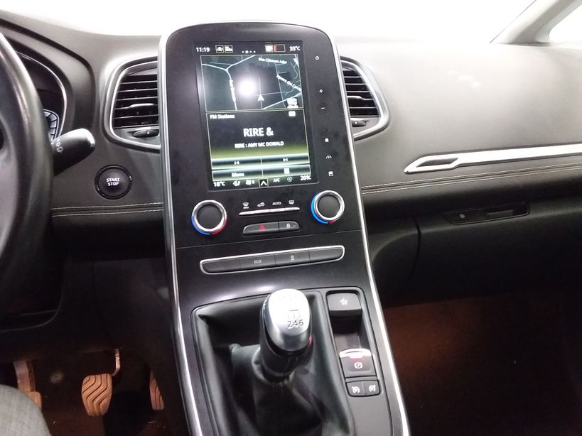 RENAULT GRAND SCENIC IV 2020 - Photo n°25