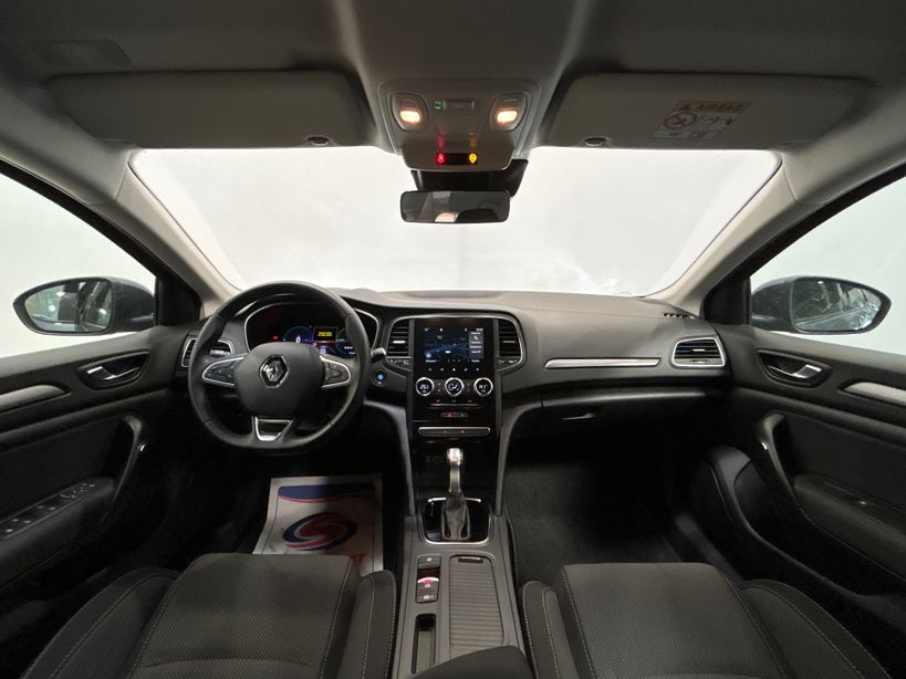 RENAULT MEGANE IV BERLINE 2023 - Photo n°30