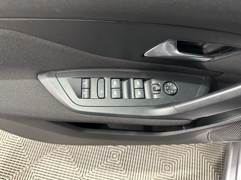 PEUGEOT 308 2024 - Photo n°11