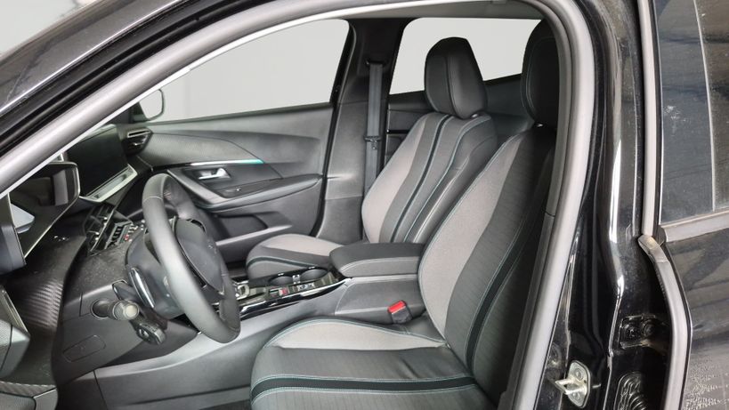 PEUGEOT 2008 BUSINESS 2021 - Photo n°9