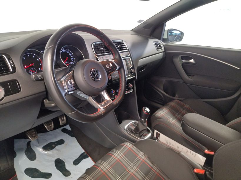 VOLKSWAGEN POLO 2016 - Photo n°30
