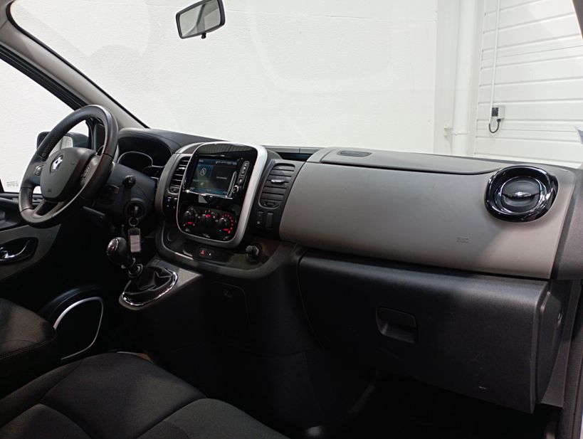 RENAULT TRAFIC COMBI 2019 - Photo n°9