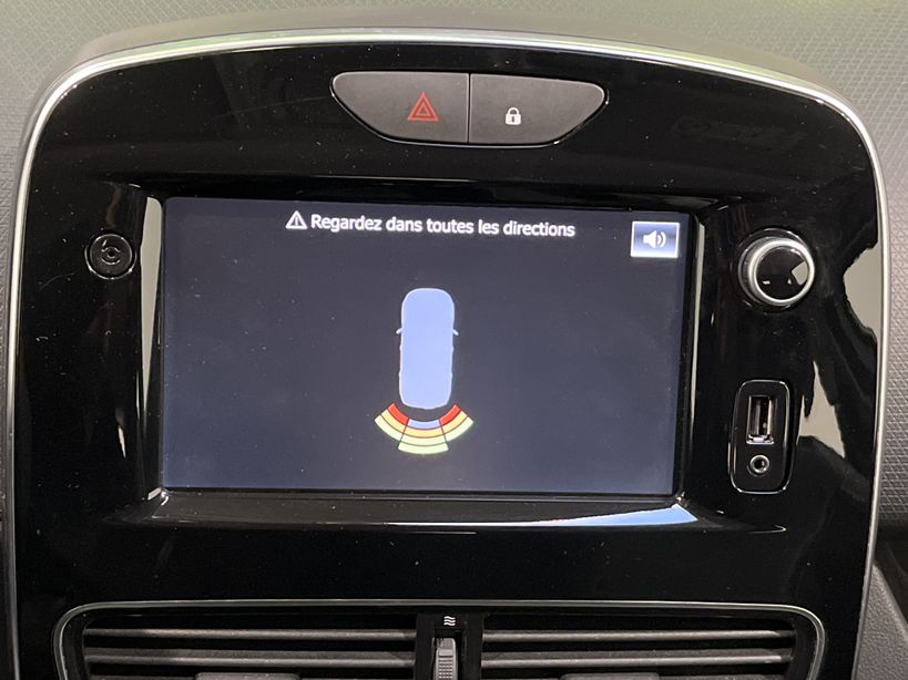 RENAULT CLIO IV 2019 - Photo n°13