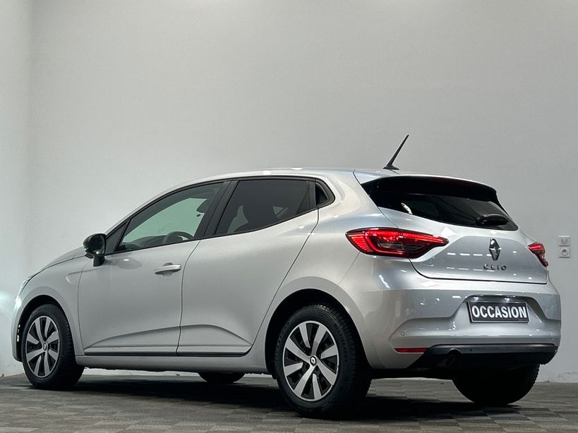 RENAULT CLIO V 2023 - Photo n°4