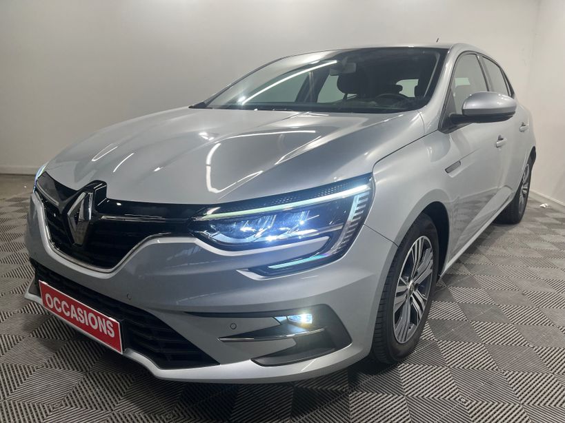 RENAULT MEGANE IV BERLINE 2023 - Photo n°1