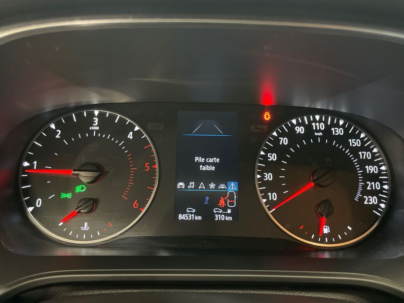 RENAULT MEGANE IV BERLINE 2022 - Photo n°9