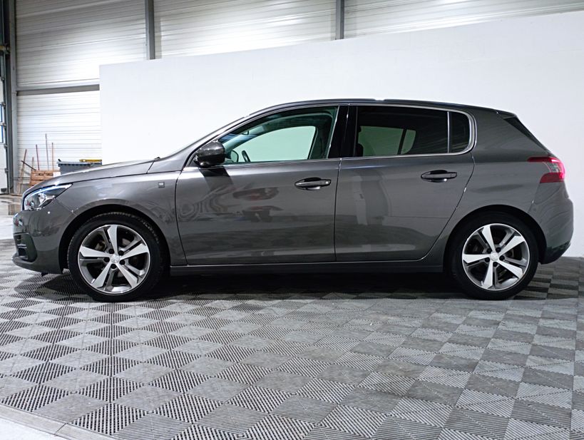 PEUGEOT 308 2020 - Photo n°5