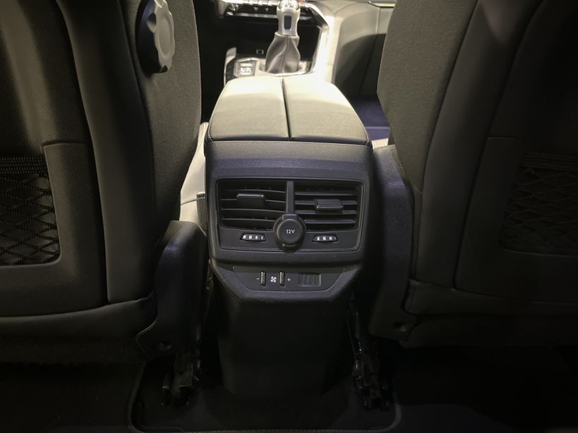 PEUGEOT 5008 2019 - Photo n°40