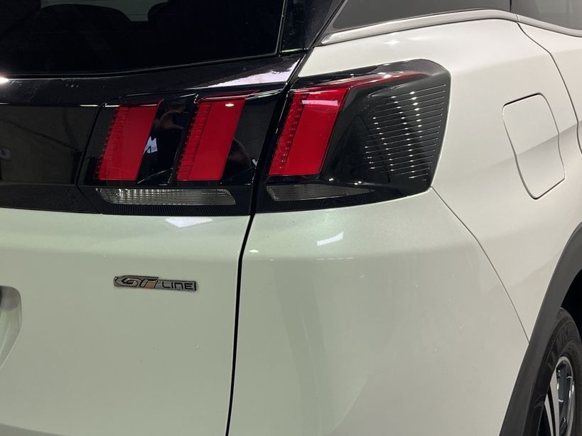 PEUGEOT 3008 2019 - Photo n°8
